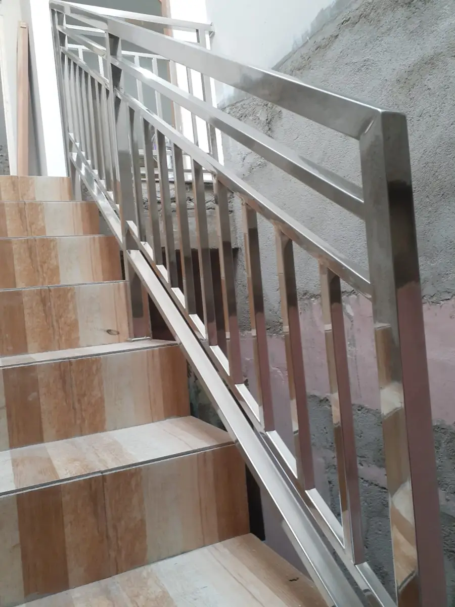 Pagar dan Gerbang Stainless hasil fabrikasi Exotic Stainless