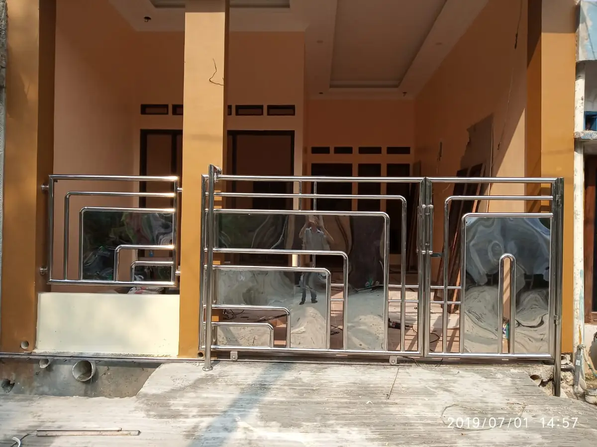 Railing Rumah hasil fabrikasi Exotic Stainless